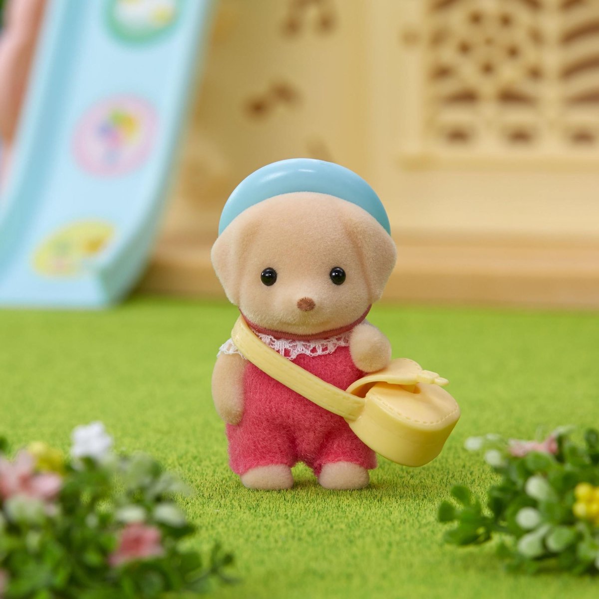 EPOCH Sylvanian Families Baby Labrador