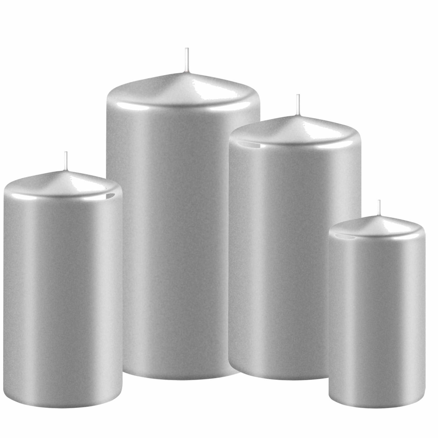 Enlightening Candles Set Van 4x Stuks Metallic Zilveren Stompkaarsen 8-10-12-15 Cm Met Diameter 6 Cm - Sfeer Kaarsen Voor Binnen - Silver
