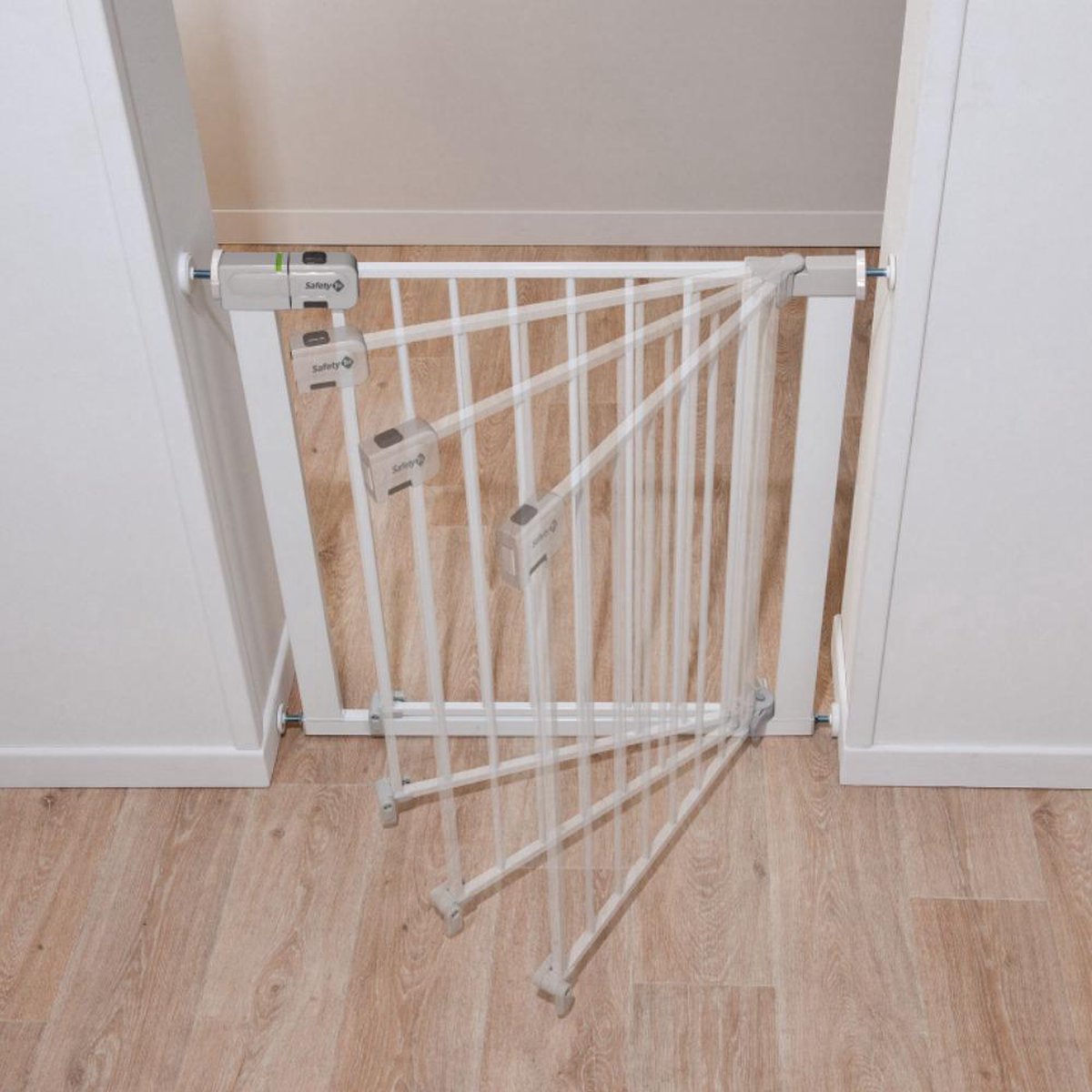 Safety 1st Kindersafetysbarrière Auto Close - Wit