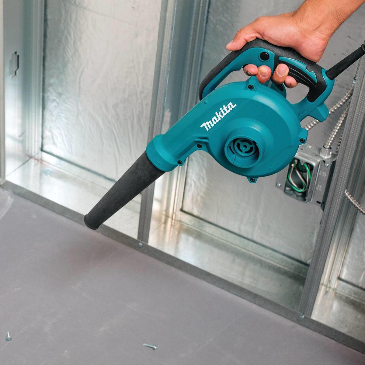 Makita UB1103 Blaas- en zuigmachine | 600w