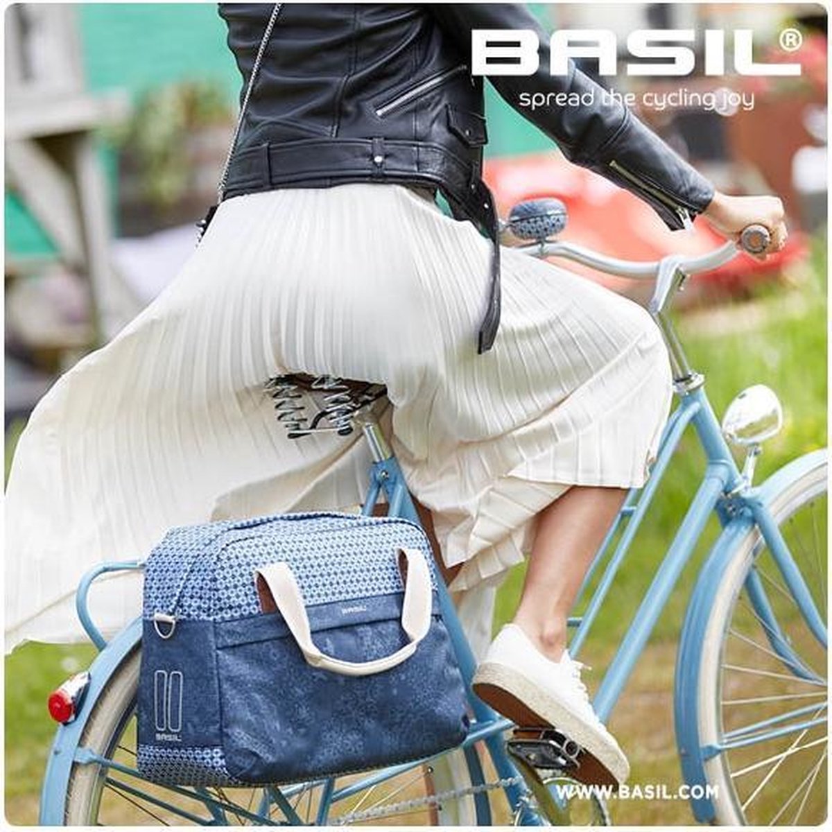 Basil Bohème Schoudertas - Zwart