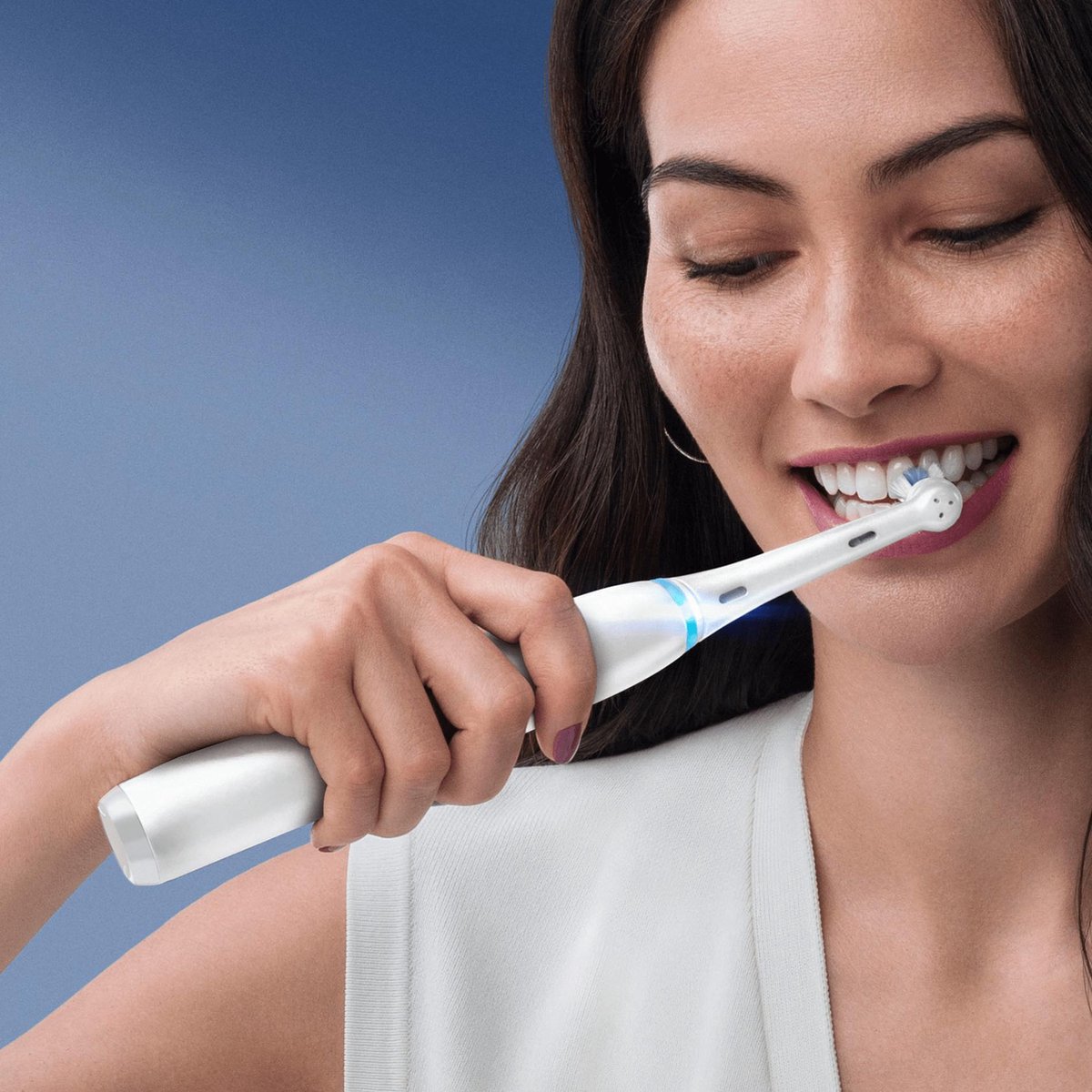 Oral B iO Series 8n Limited Edition - Wit