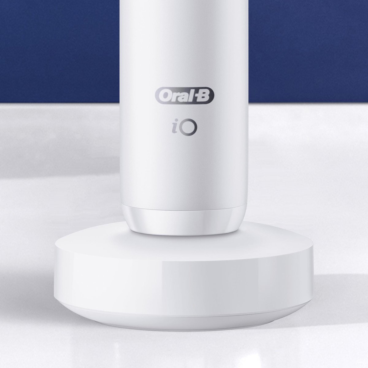 Oral B iO Series 8n Limited Edition - Wit