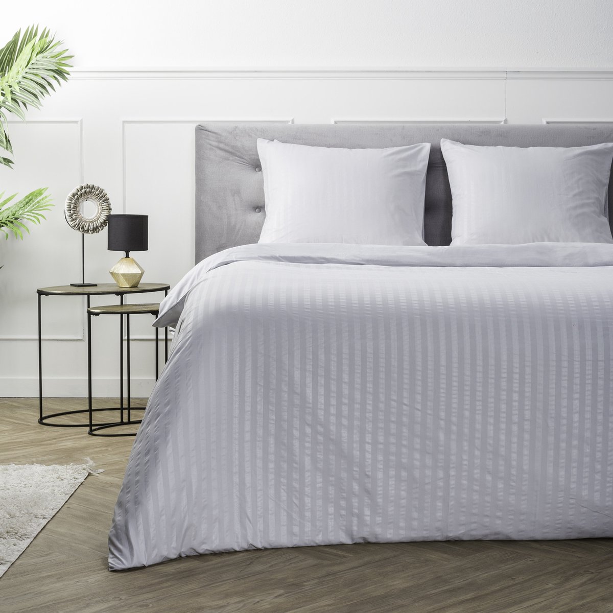 Luna Bedding Embossed Stripes - 2-persoons (200 x 220 cm + 2 kussenslopen) Dekbedovertrek - Grijs