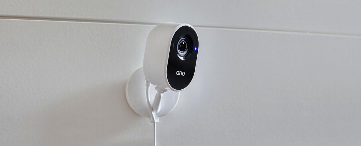 Arlo Essential Indoor Camera - Wit