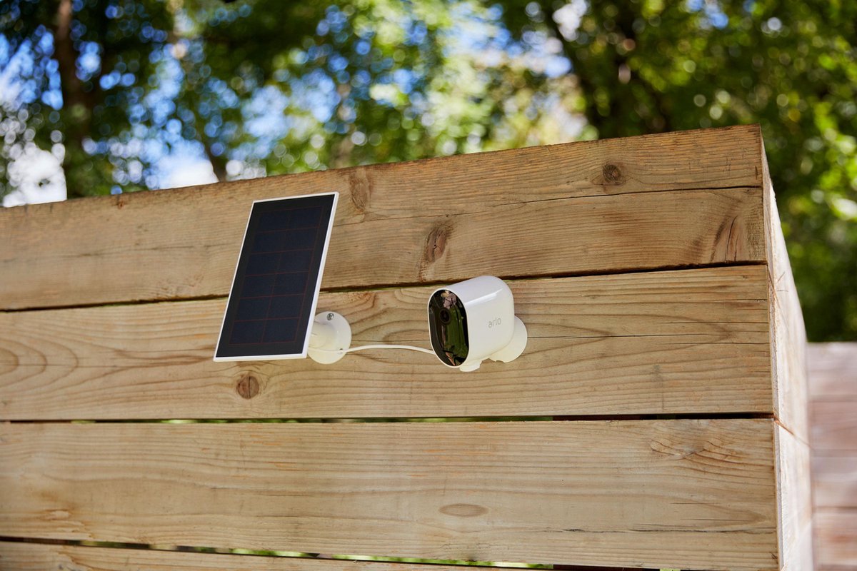 Arlo Pro 4 Spotlight 3-Pack - Zwart