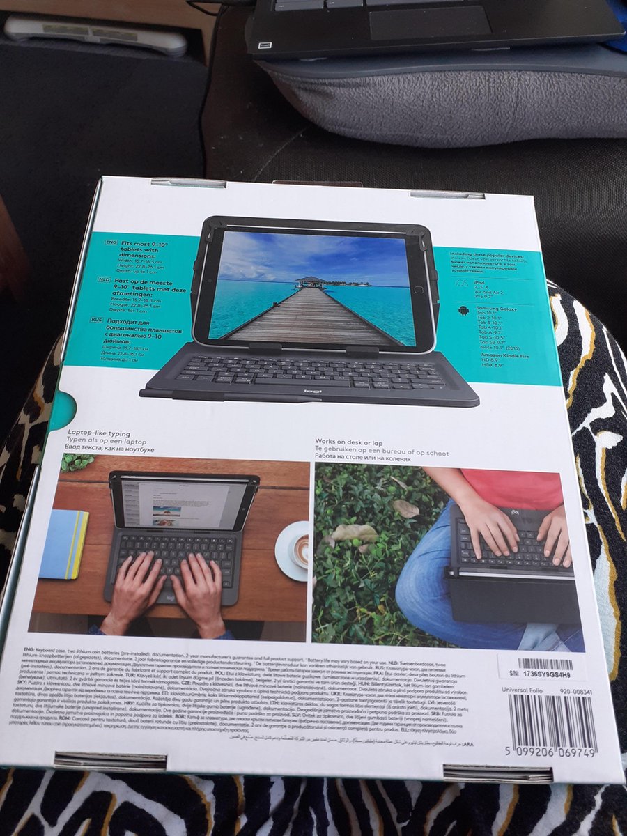 Logitech Universal Folio voor 9-10 inch - Zwart