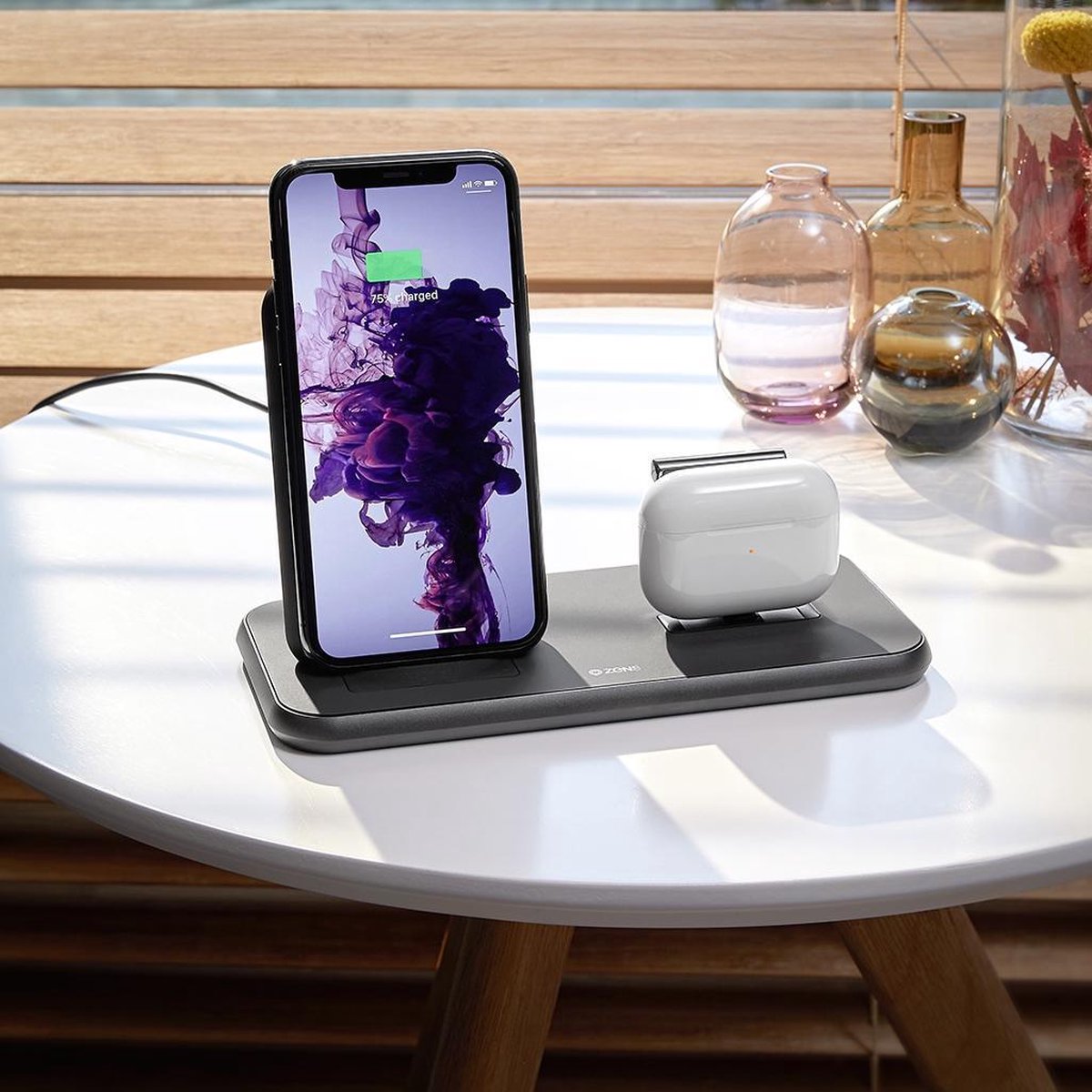 Zens Draadloze Oplader 10W met Standaard en AirPods Dock - Zwart