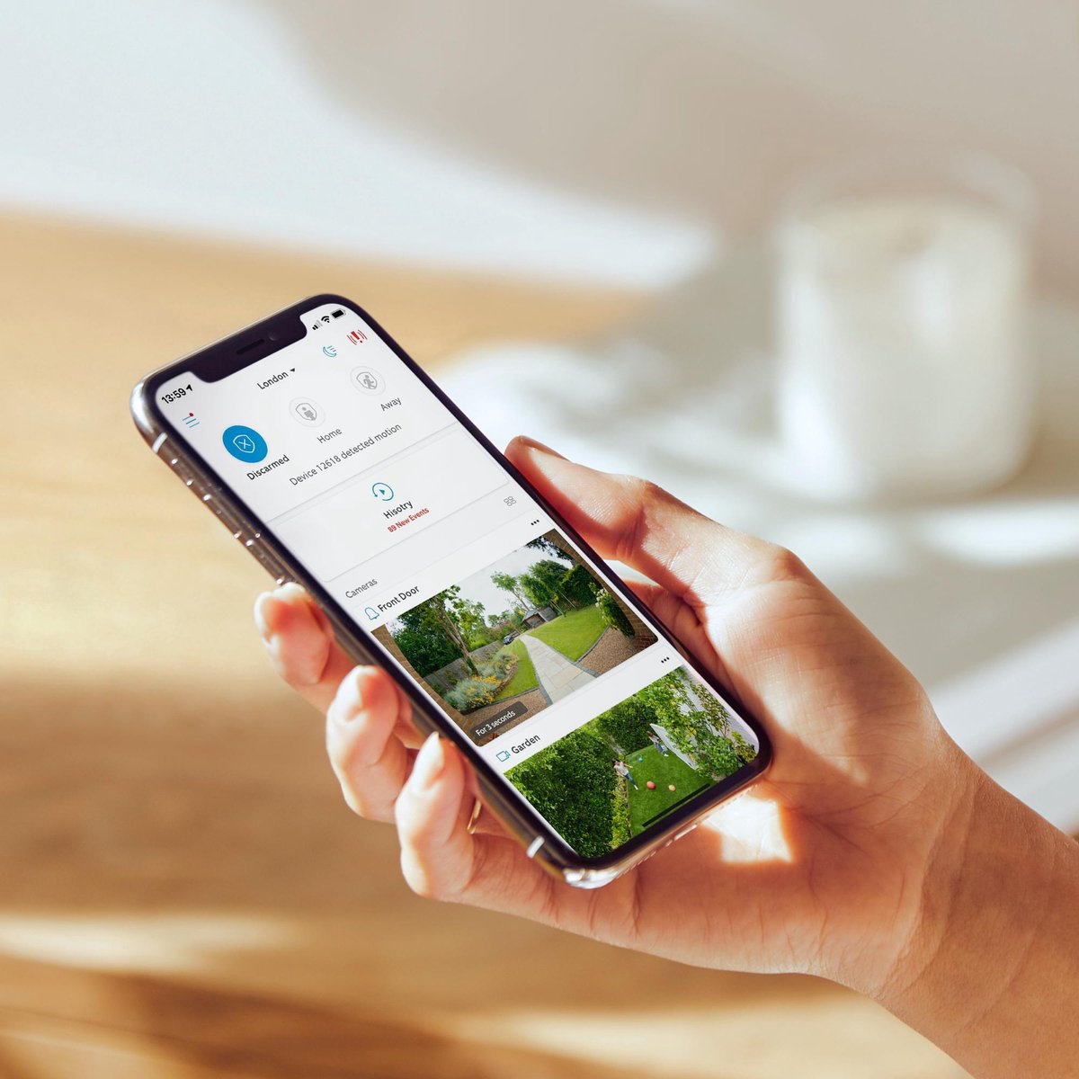 Ring Floodlight Cam Wired Pro - Zwart