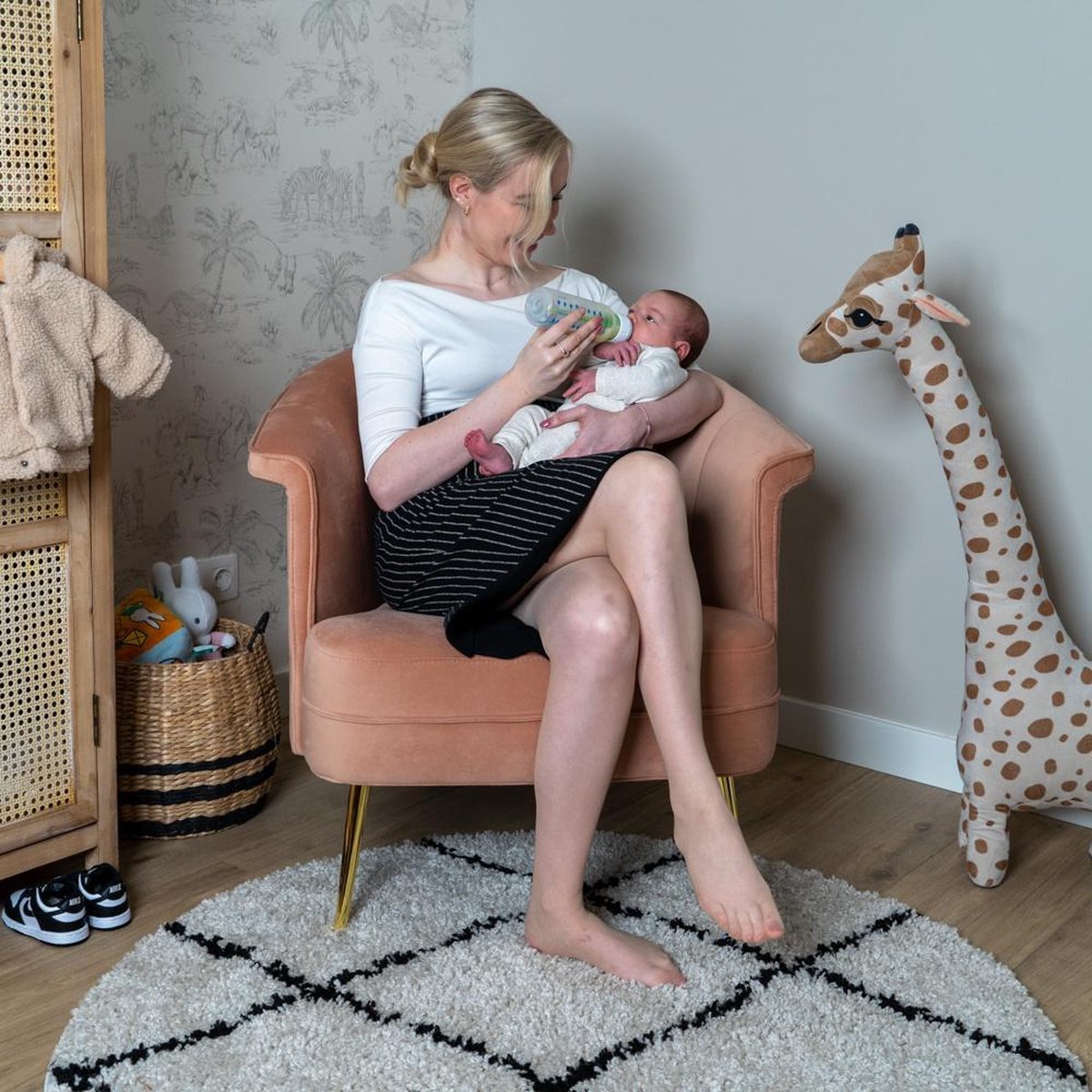 Bronx71 Stoel Babykamer Amy Velvet - Blauw