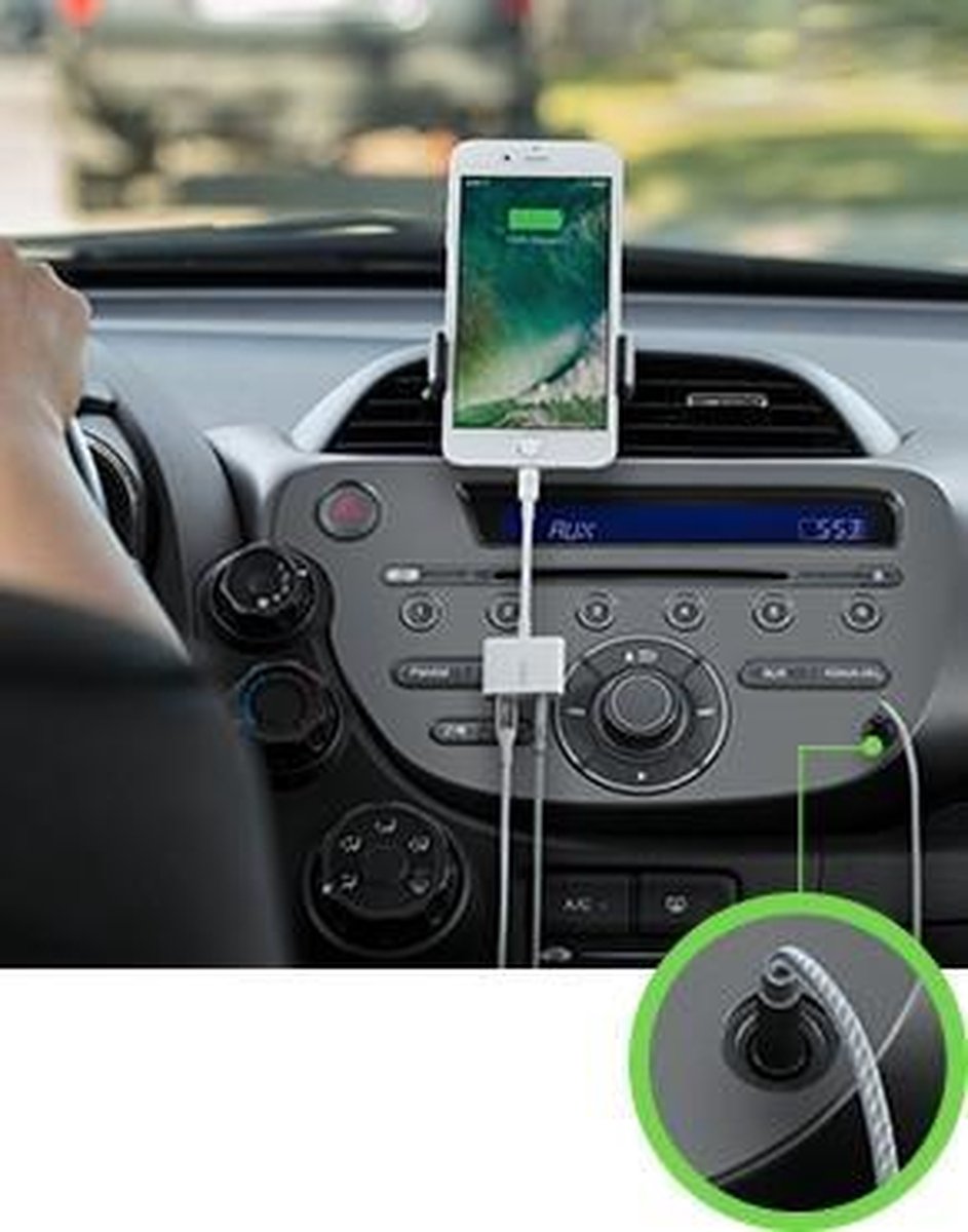 Belkin 3.5 mm Audio Plus Charge RockStar