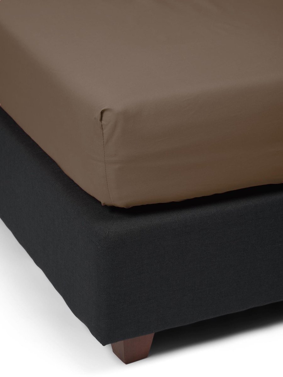 Essenza Premium Percale hoeslaken Cafe Noir - Bruin