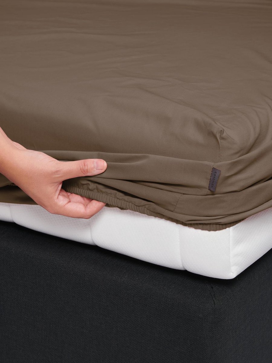 Essenza Premium Percale hoeslaken Cafe Noir - Bruin