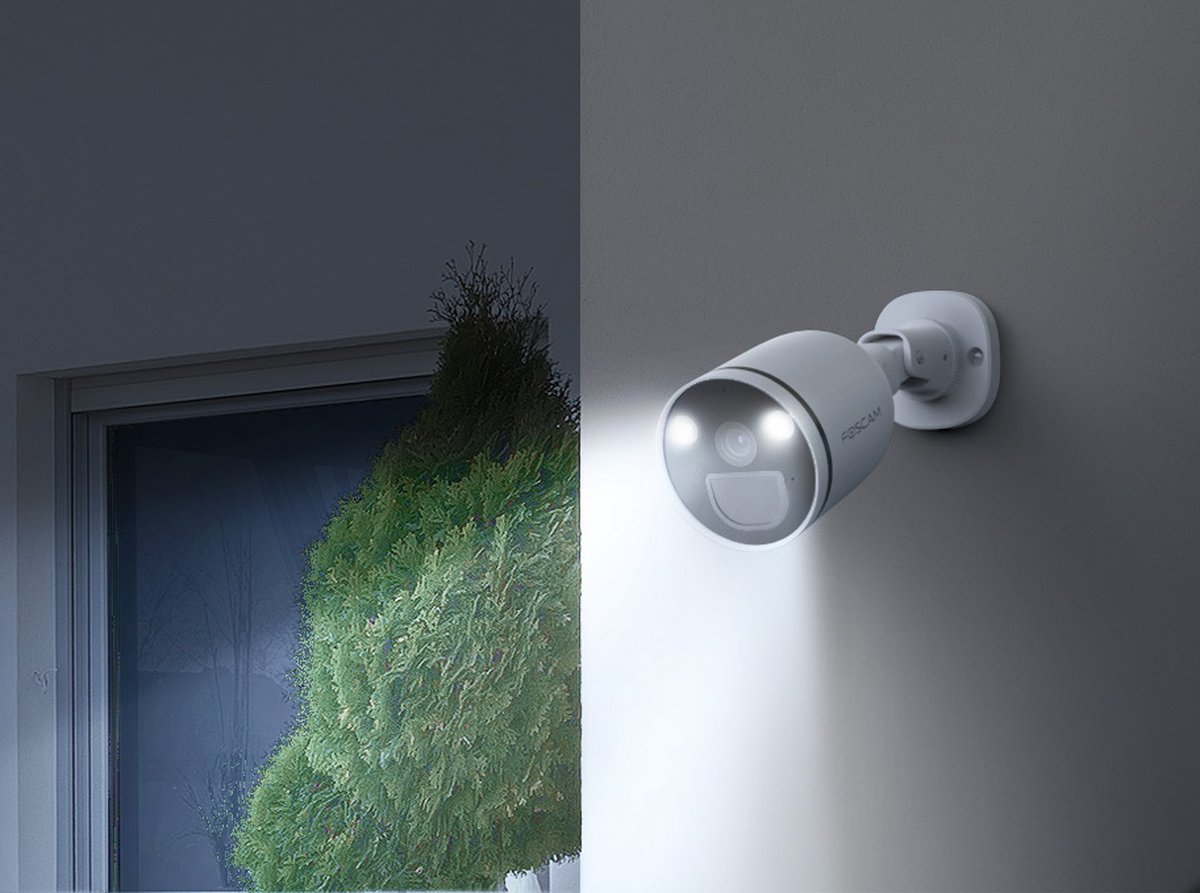 Foscam S41-W, 4MP Dual-Band WiFi Spotlight camera