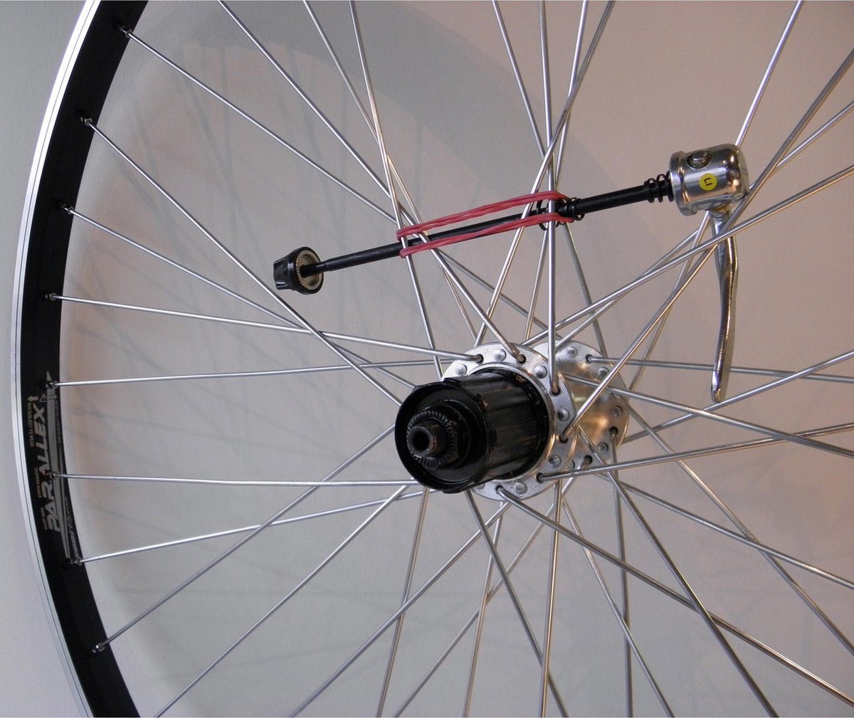 Rodi Achterwiel Parallex 28 Inch 8/9v Uitval Velg 36g - Zwart