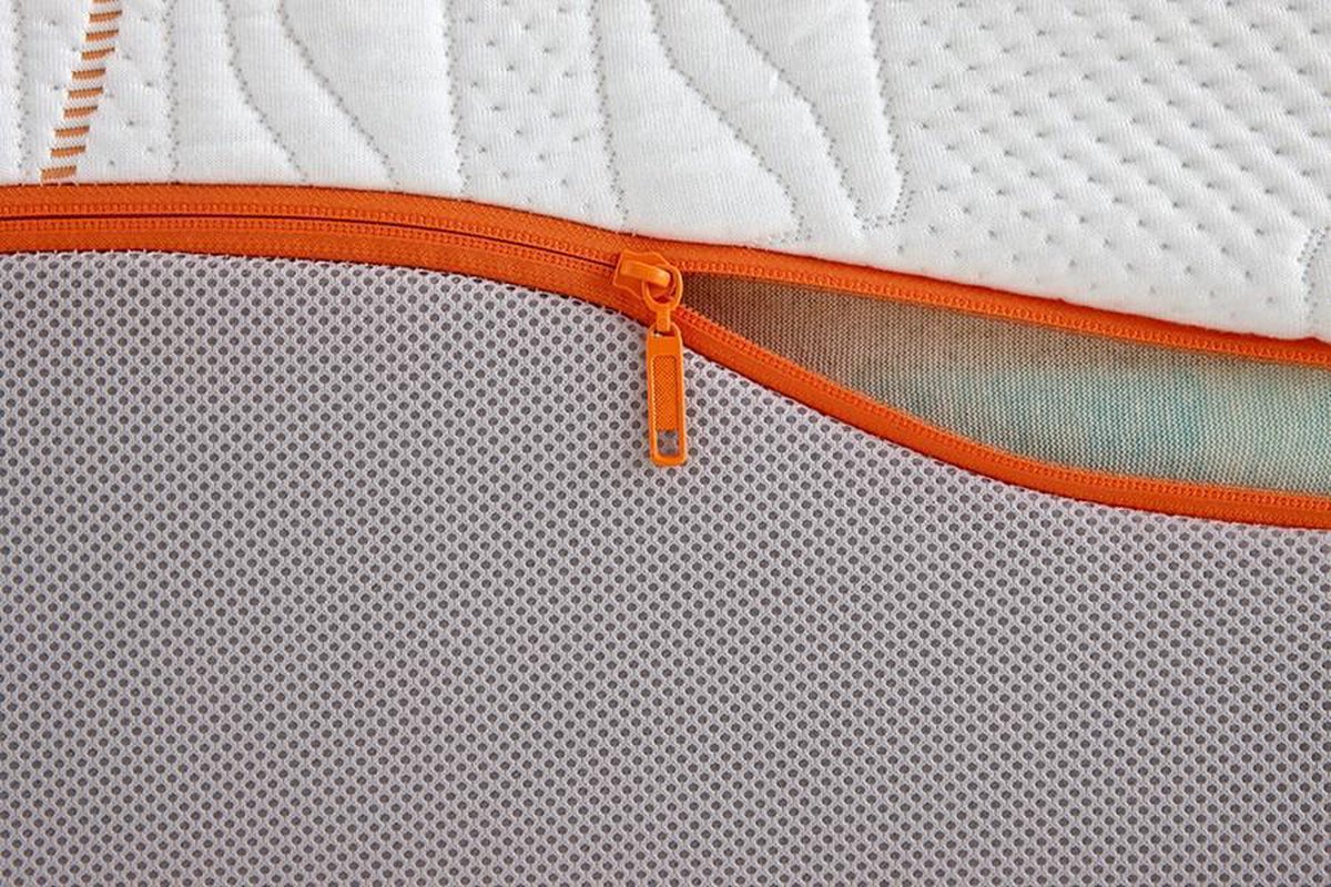 M line Traagschuim Matras Slow Motion 7 - 90 x 220 cm - tot 140 kg