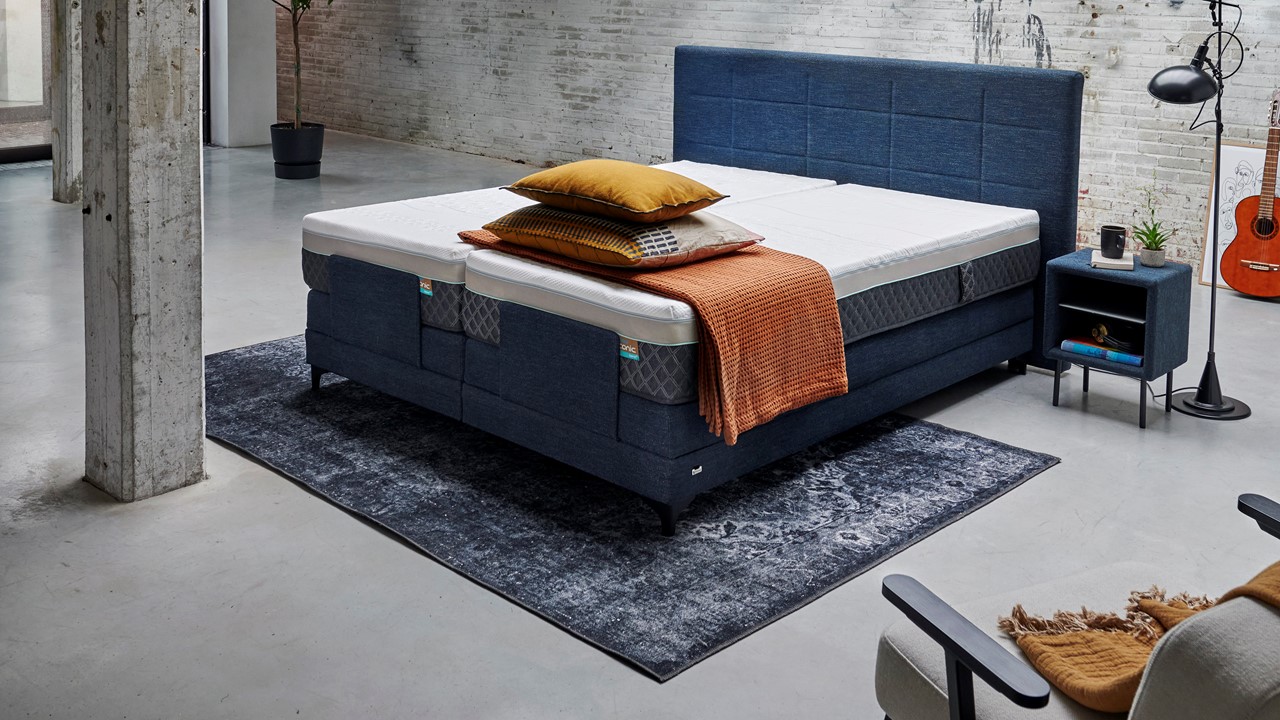 M line Boxspring Supreme Square Verstelbaar Met Slow Motion 2 Matras - 180 x 200 cm - Blauw