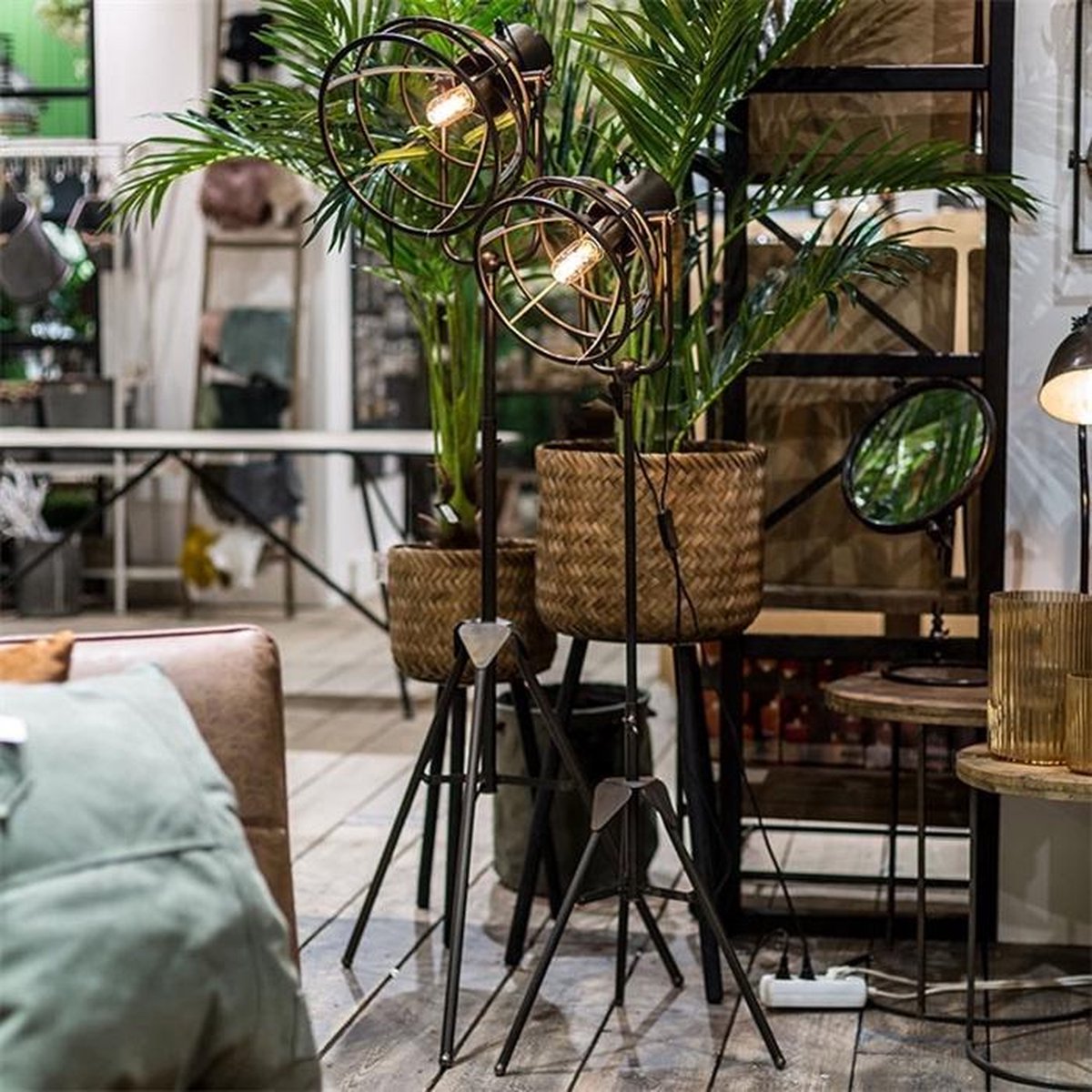 Countryfield Industriële mixed color ''Janine'' vloerlamp E27 S - L27xB27xH123 cm - Zwart