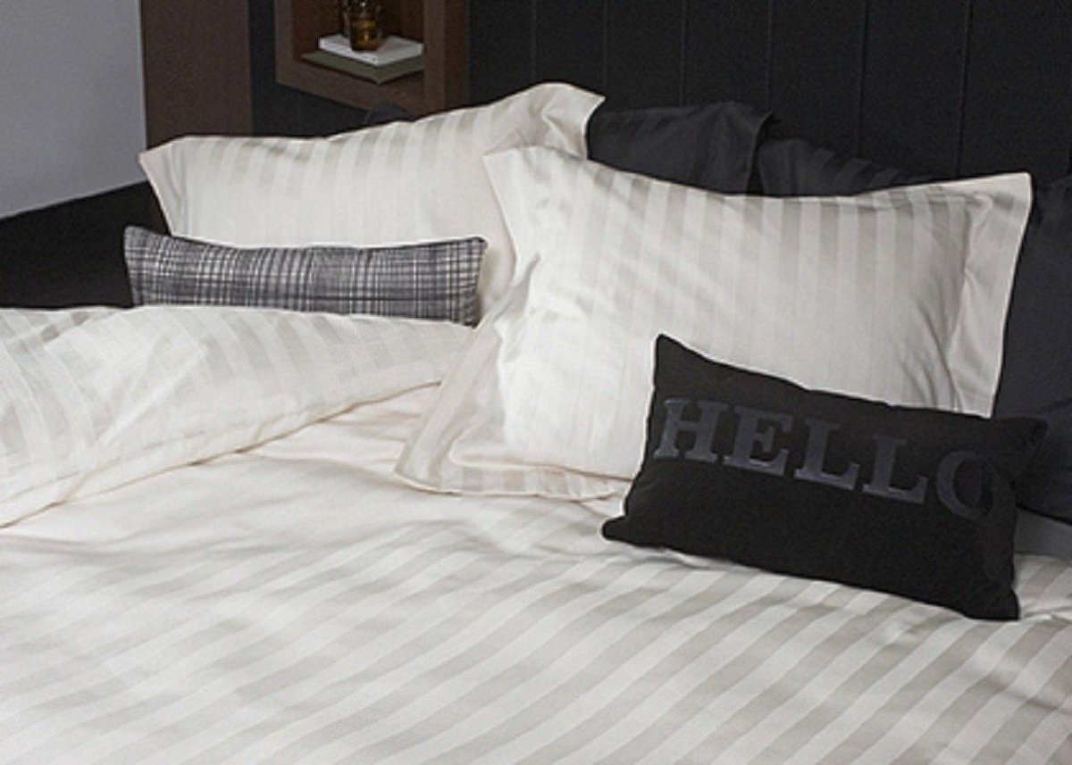 Beddinghouse Ivoor Dekbedovertrek Shine