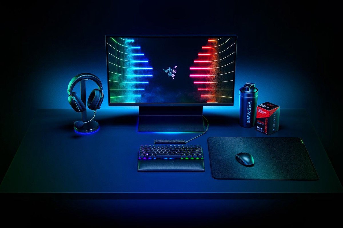 Razer Strider Gaming Muismat L