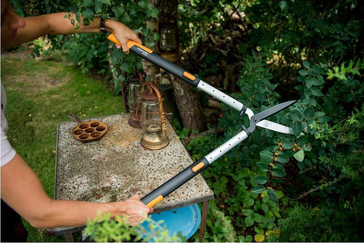 Fiskars Smartfit Telescopische Heggenschaar Hs86 - Zwart