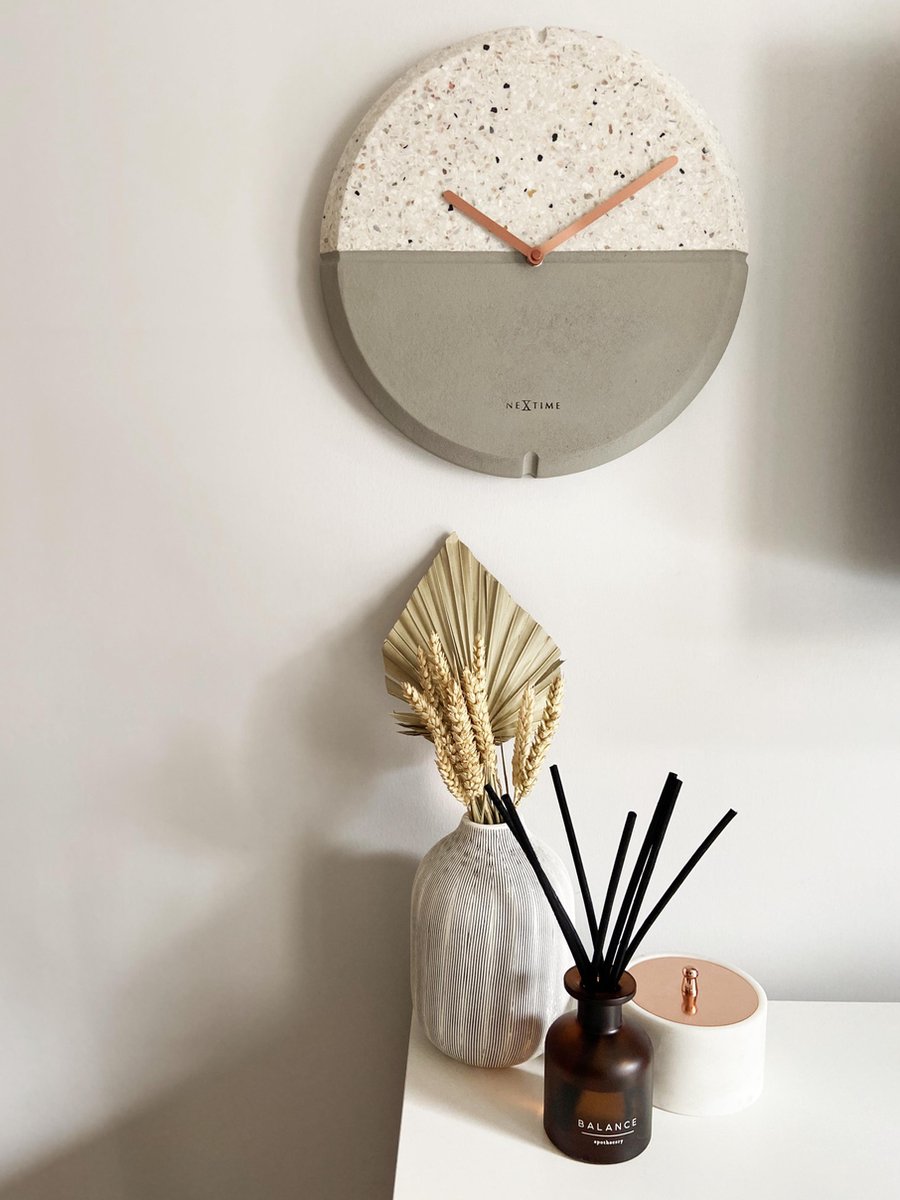 Nextime - Conrazzo - Klok - Steen/terraz Ø32cm -/wit - Grijs