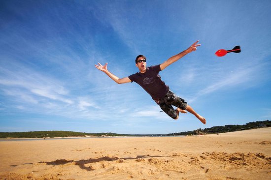 Invento Werpbal Rocket Whistler Xl 34 Cm - Rood