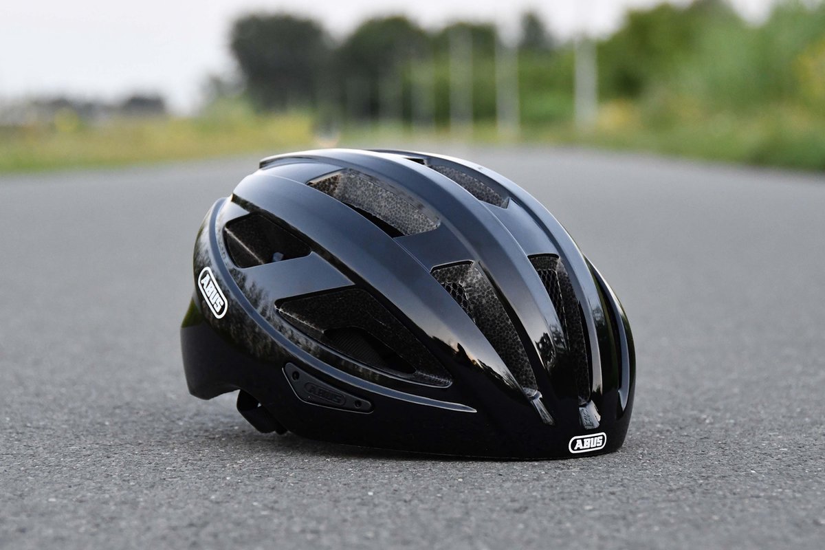 Abus Macator Titan Fietshelm - Zwart