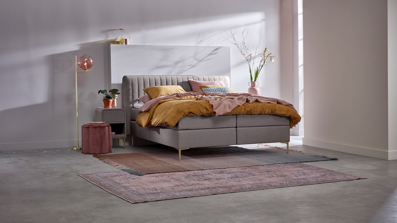 Boxspring Ruby Vlak Met Gestoffeerd Matras - 180 x 200 cm - taupe