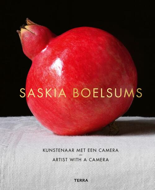 Saskia Boelsums - Kunstenaar met een camera/Artist with a Camera