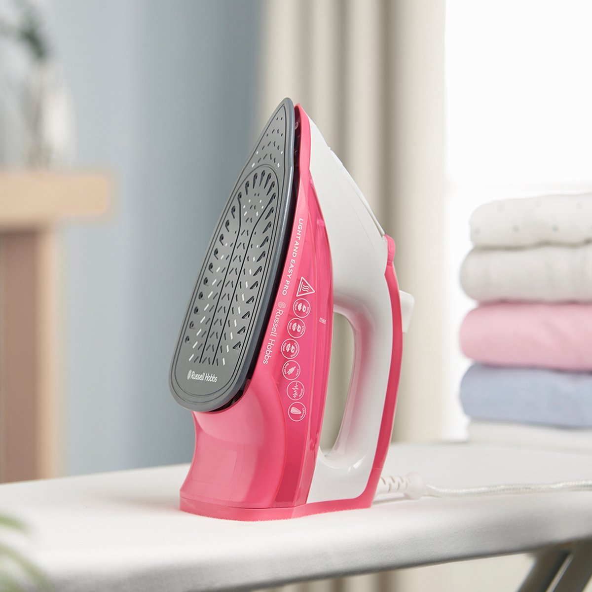 Russell Hobbs stoomstrijkijzer 26461-56 Easy Pro - Roze
