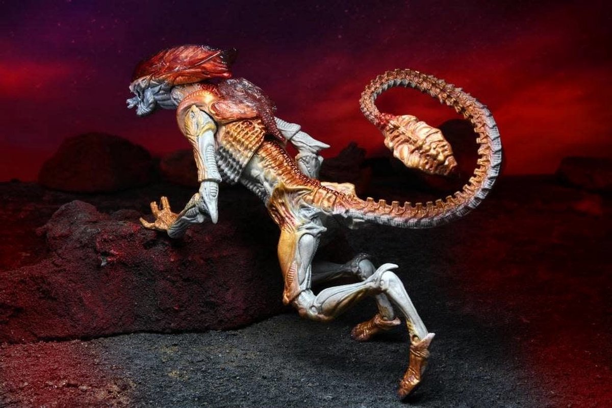 Neca Aliens - Kenner Tribute Panther Alien 7 Inch Action Figure ()