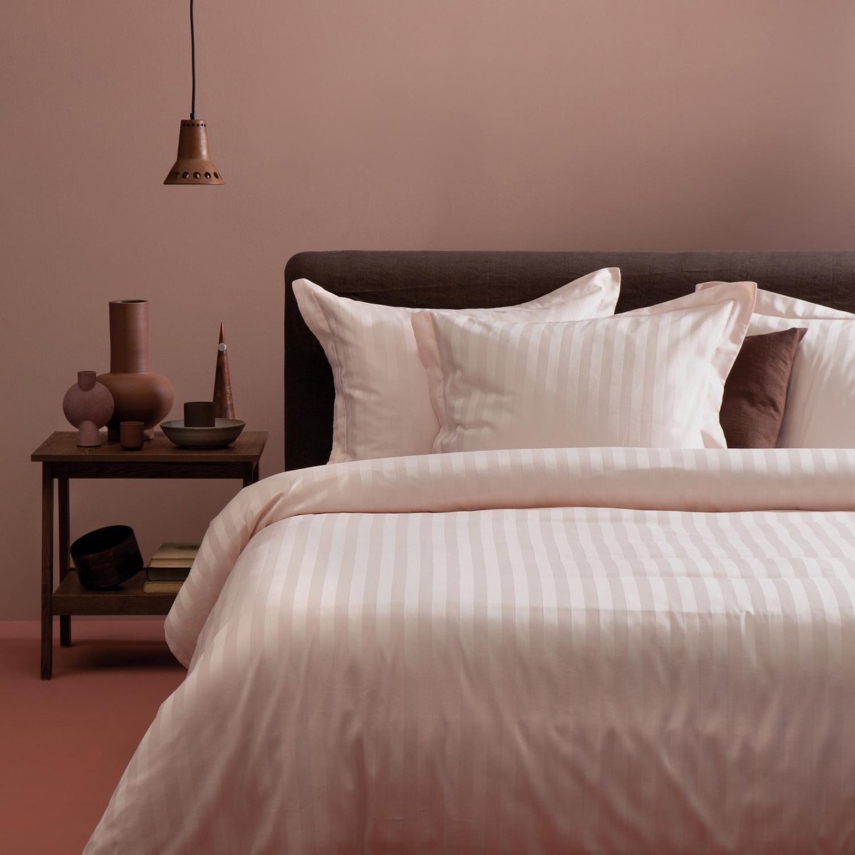 Damai Linea Dekbedovertrek - 2-persoons (200x200/220 Cm + 2 Slopen) - Katoen Satijn - Blush - Roze