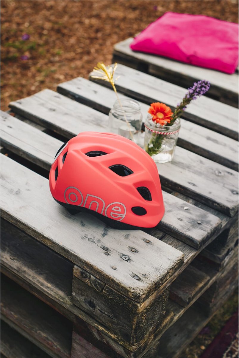 Bobike helm One plus fierce flamingo - Roze
