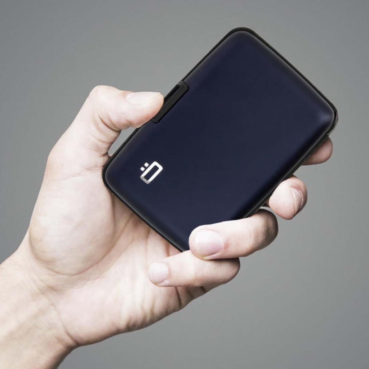 Ögon Designs Ogon Designs Stockholm - Aluminium Creditcardhouder - Navy - Blauw