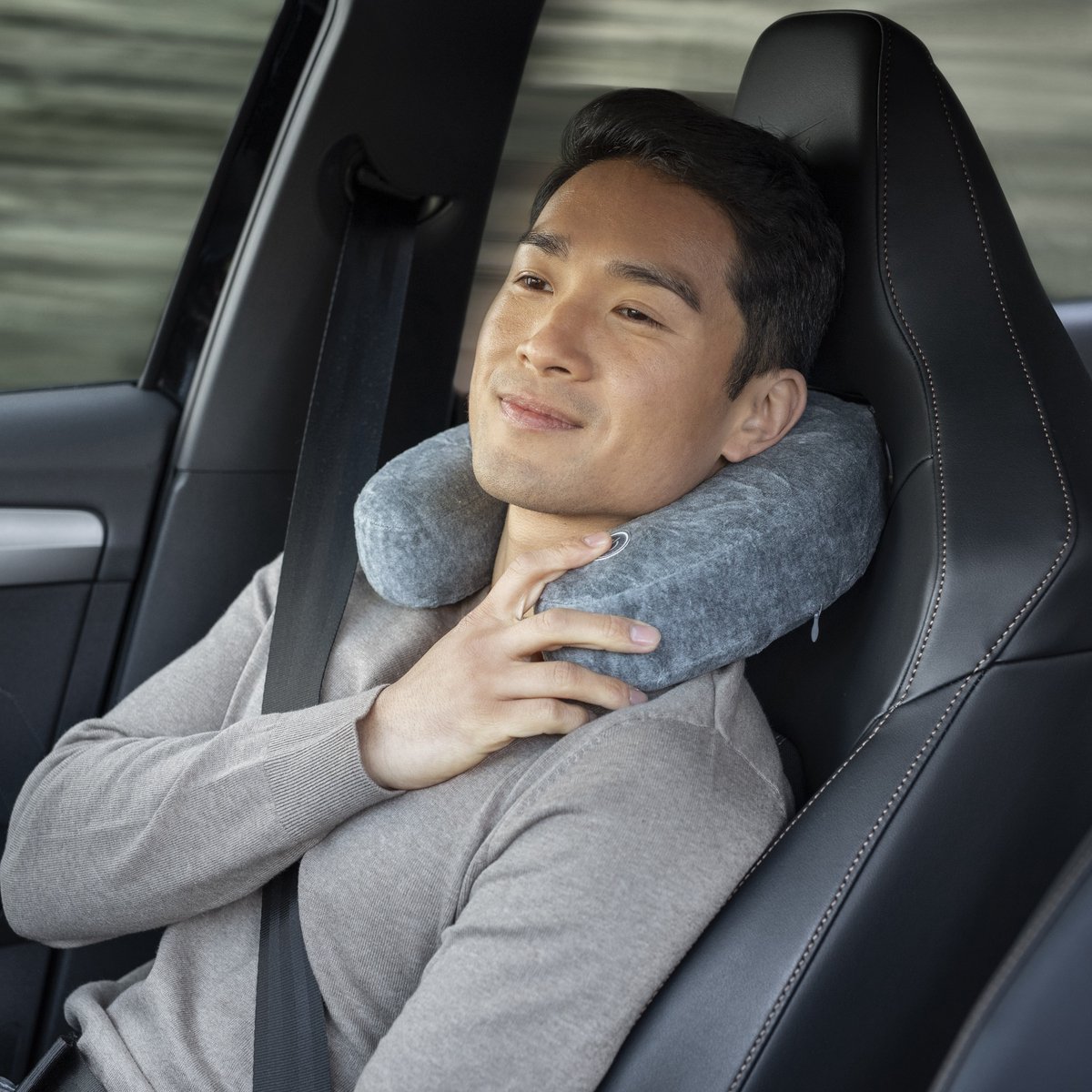 Medisana NM 870 Nekmassagekussen - Grijs