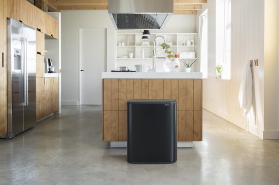 Brabantia Bo Touch Bin 60 Liter Matt Black - Zwart