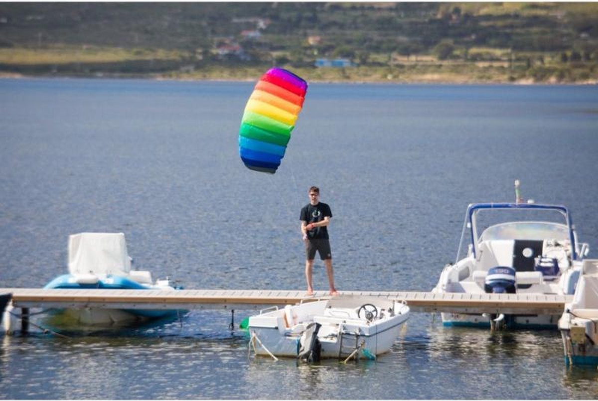 Invento Tweelijnsmatrasvlieger Symphony Beach Iii 2.2 Rainbow 220 Cm