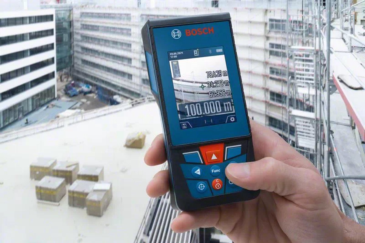 Bosch GLM 100-25 C | Professional Laserafstandsmeter | 3 x 1.5 V LR6 Batterij (AA) | IP54