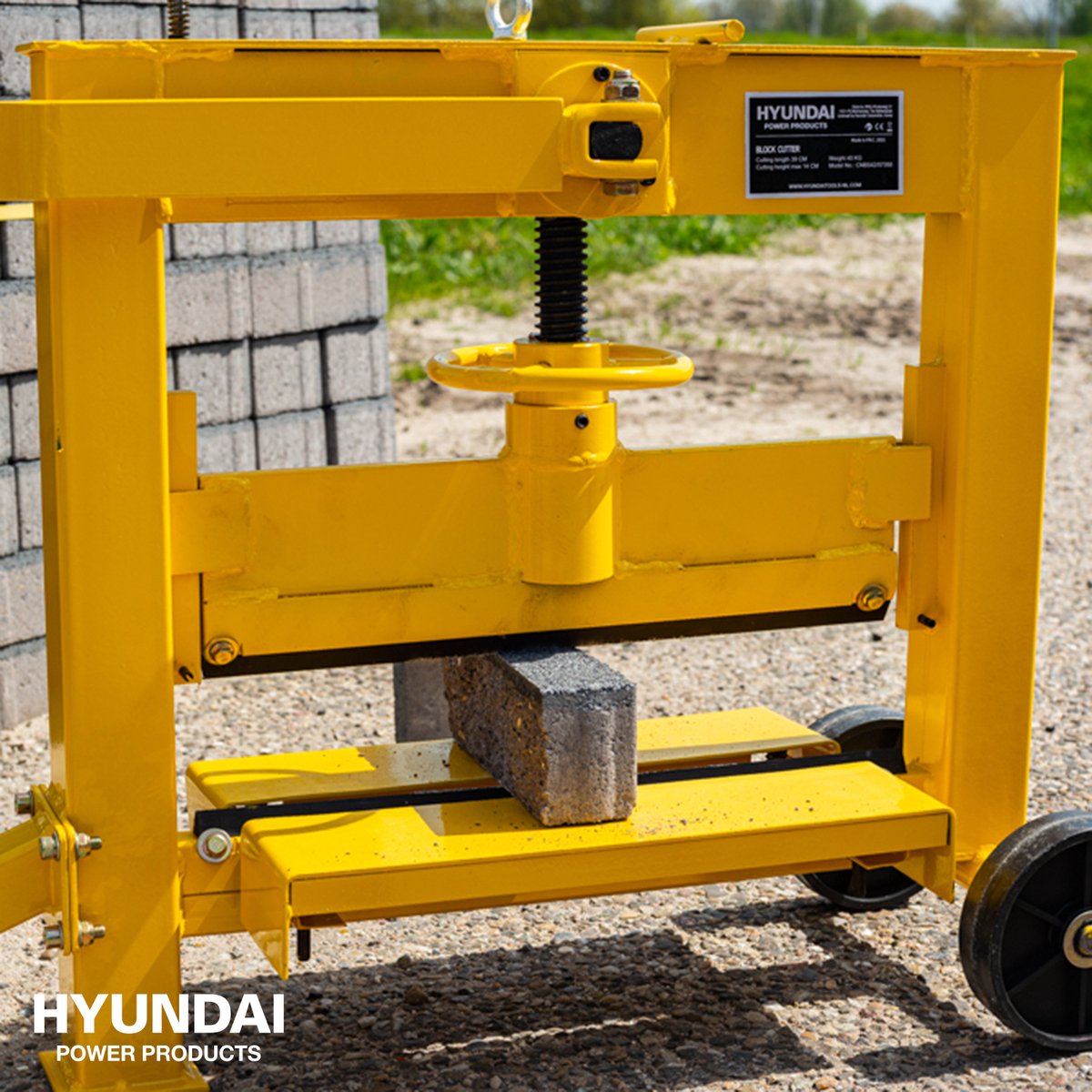 Hyundai Steenknipper | 42cm