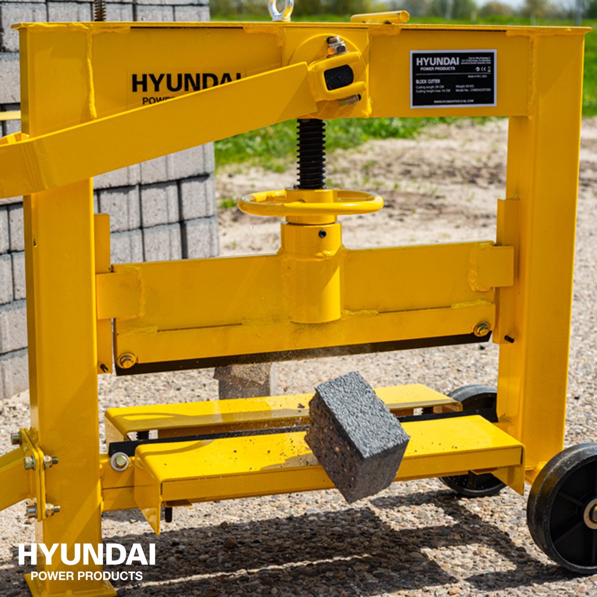 Hyundai Steenknipper | 42cm