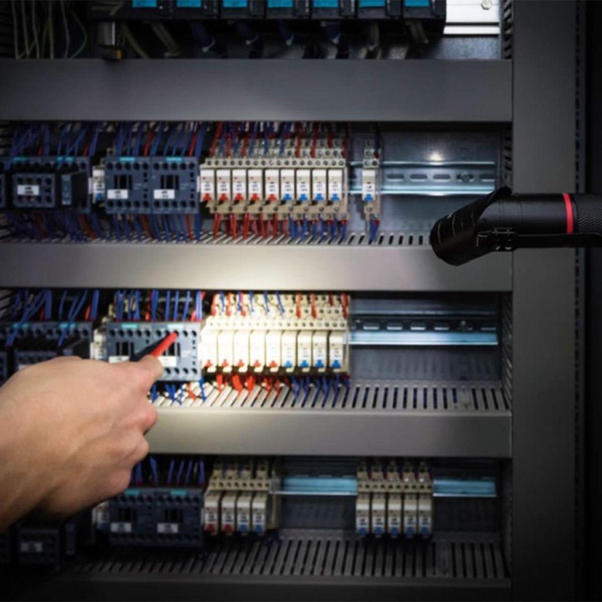 Wiha Zaklamp Met Led, Laser En Uv-licht In Blister Incl. 3x Aaa-batterijen (41286)