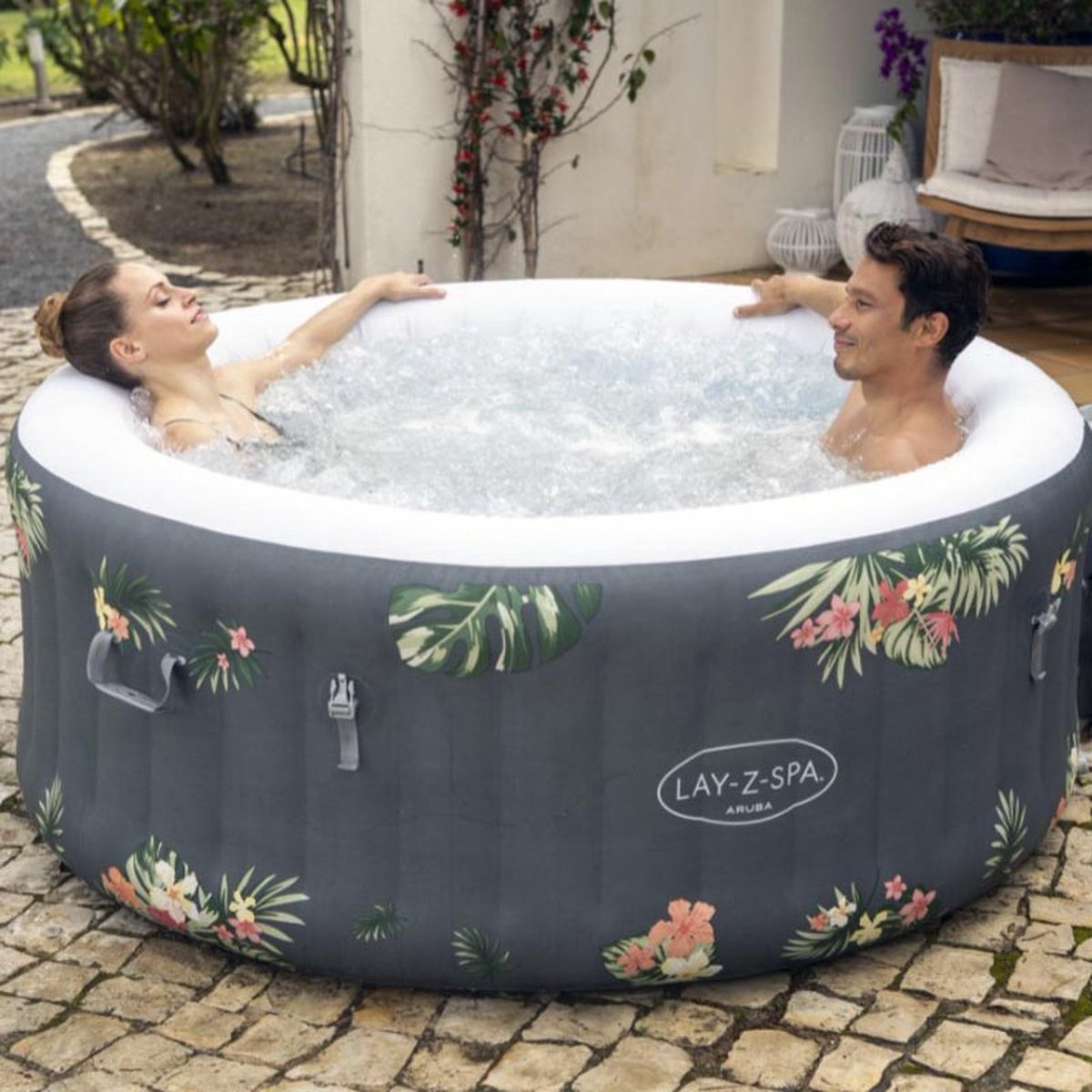 Bestway - Jacuzzi - Lay-z-spa - Aruba - Opblaasbaar - Bubbelbad - Incl. Toebehoren - Ø170cm