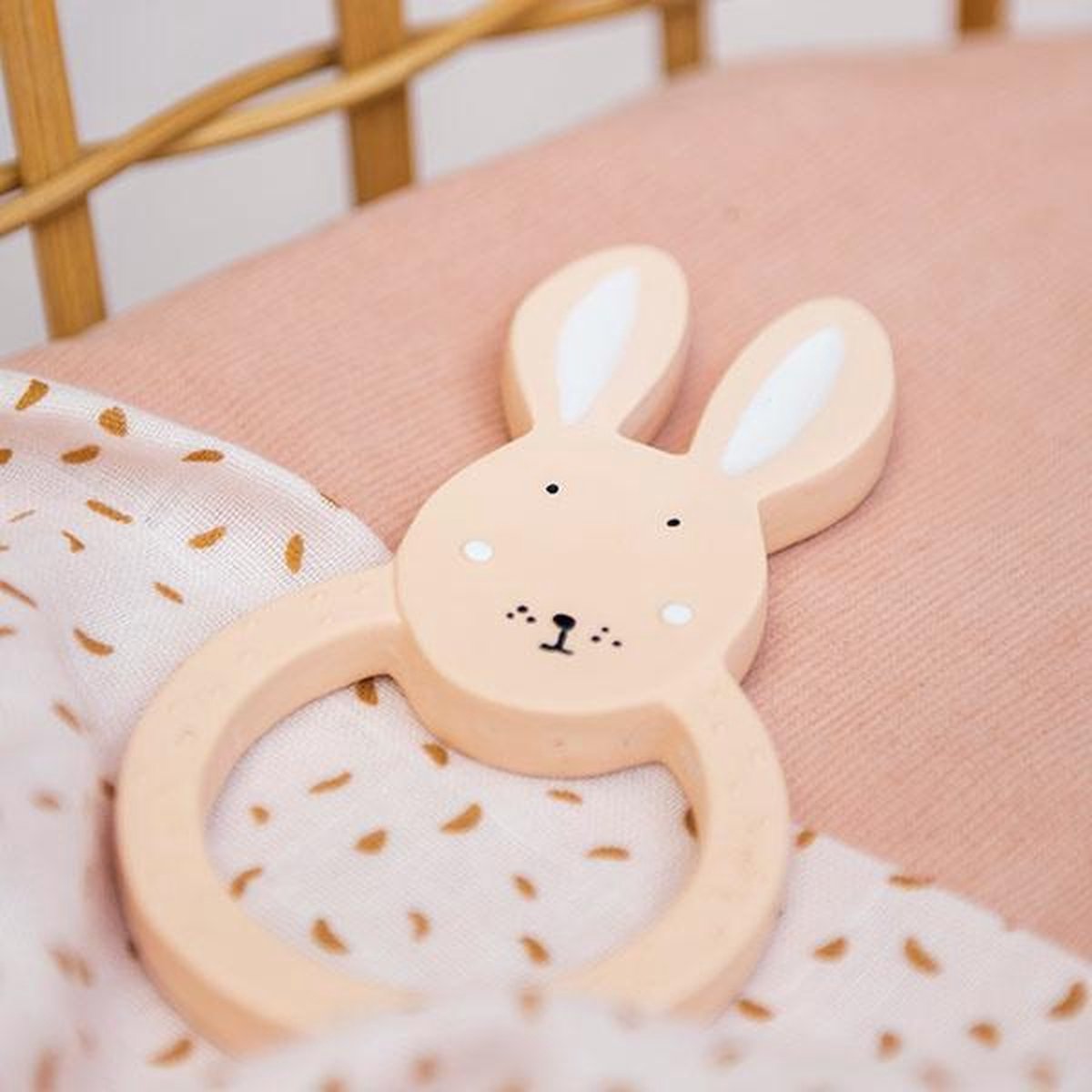 Trixie Bijt- En Badring Mrs. Rabbit Junior 12 Cm Rubber - Roze