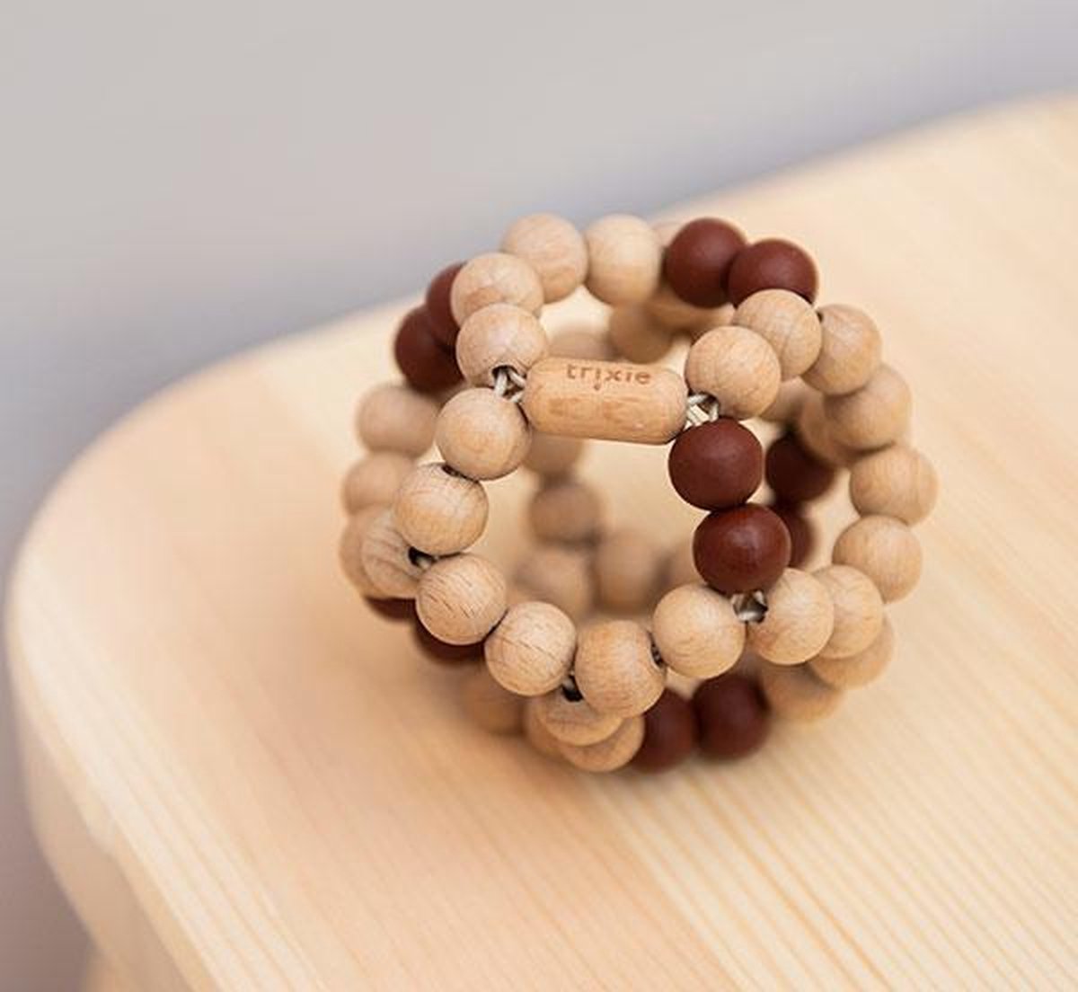 Trixie Rammelaar Kralenbal Junior 8 Cm Hout Naturel/bordeaux