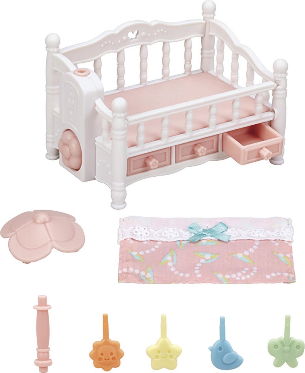 Sylvanian Families Bed Voor Drieling Met Mobiel - 5534