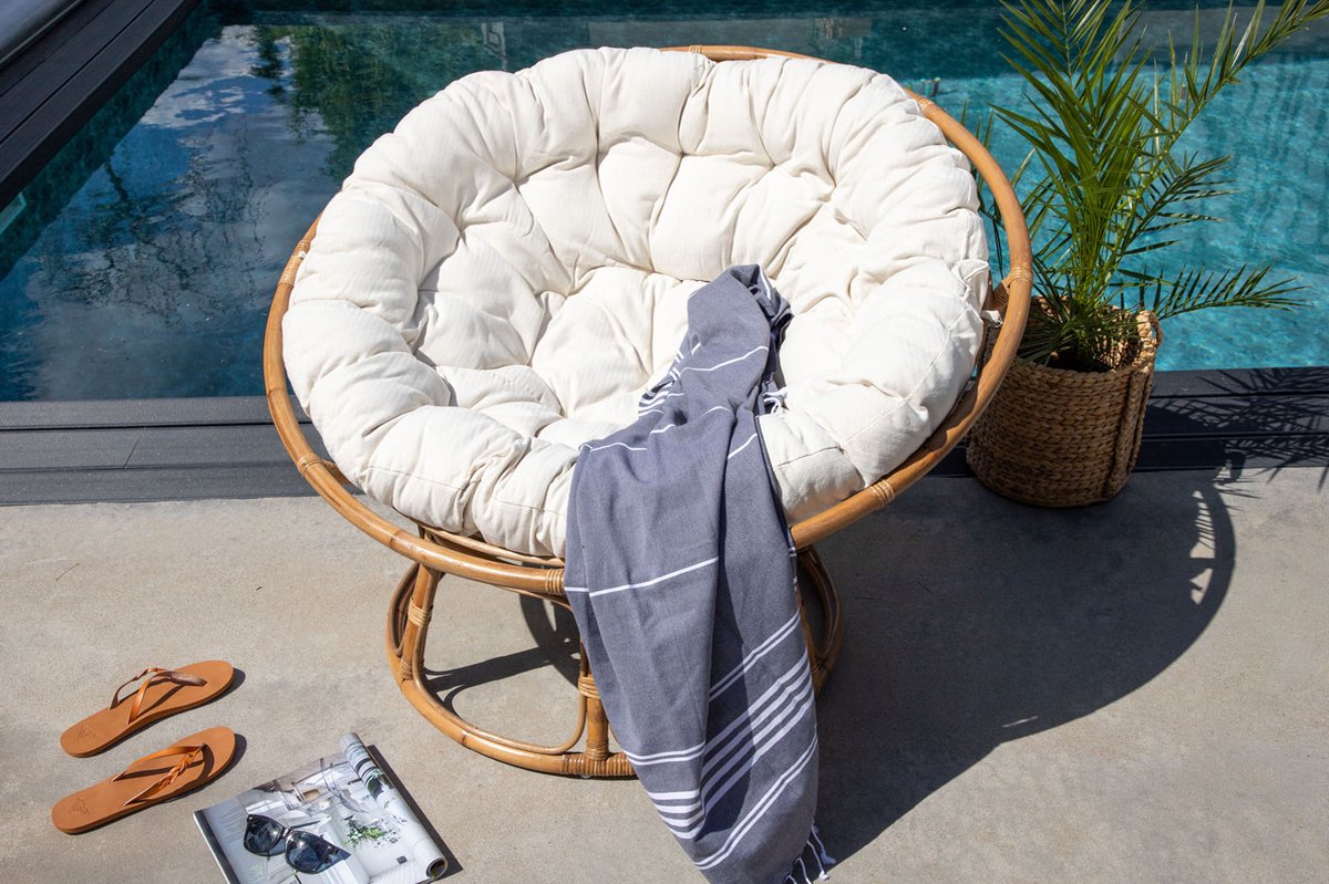 Bonnie Tuinstoel Gebroken, Natuur. - Wit