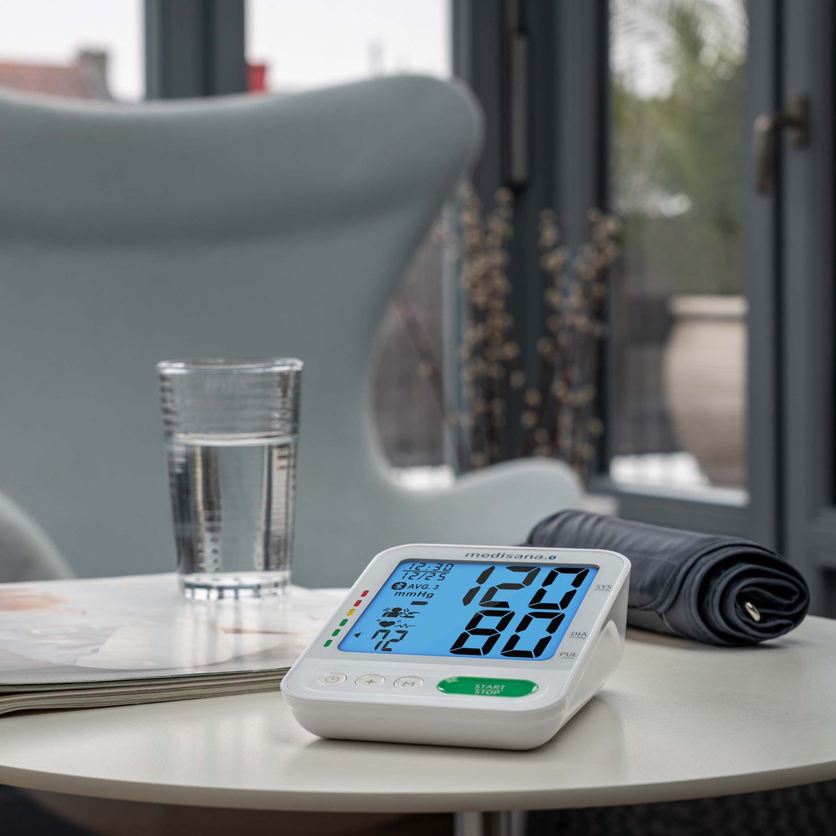 Medisana bovenarm bloeddrukmeter BU 584 connect