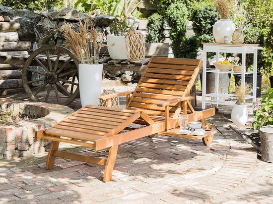 Beliani Java Ligstoel Acaciahout 64 X 196 Cm - Bruin