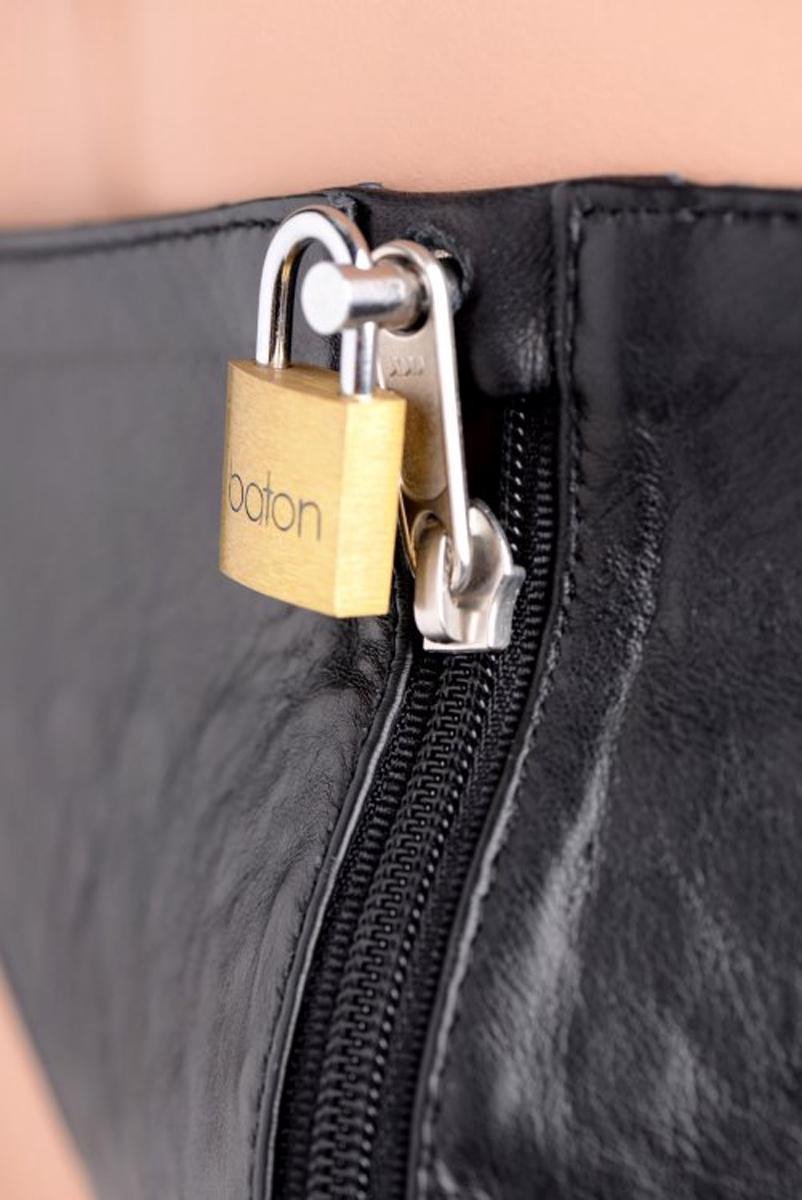 Strict Leather Spiked Leather Kuisheidsgordel Met Spikes - Zwart